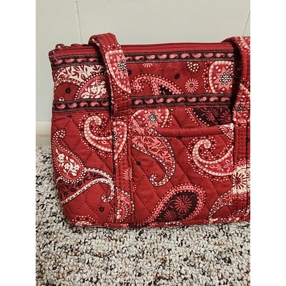 Vera Bradley Nantucket Red  Quilted Bag Zip TopShoulder Bag/Tote Retired Cotton - Picture 2 of 7